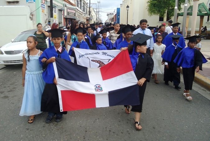 Desfile en la 3ra. Graduación Ordinaria  CCI